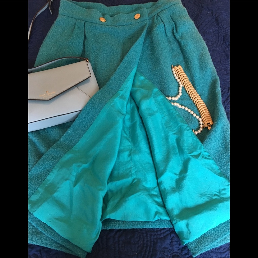 CHANEL Boutique Vtg Wool and silk Authentic skirt